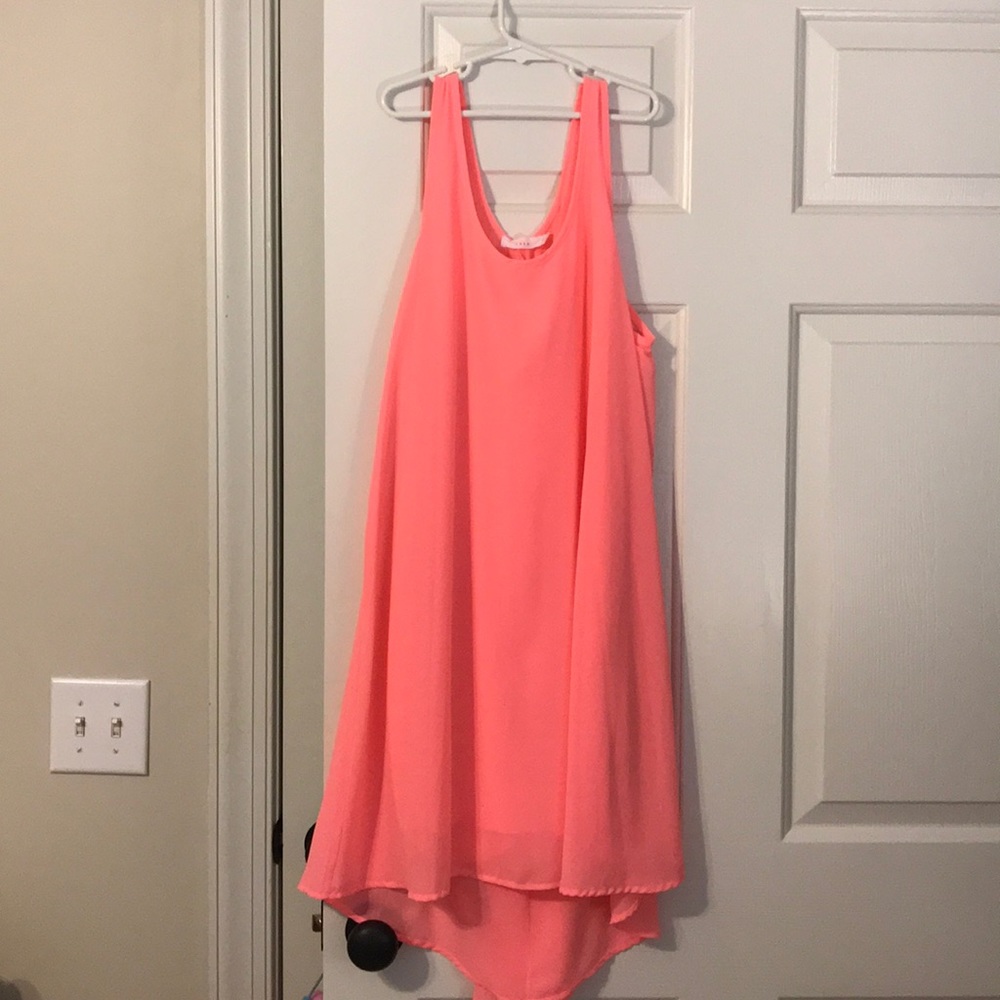Fun back summer dress!